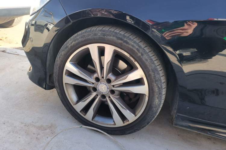 Used Mercedes-Benz E-Class 2015 Restyled E 260 L Sport Edition
