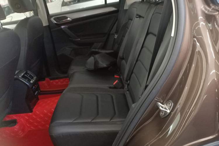 Used Volkswagen Tayron 2019 330TSI Two-Wheel Drive Luxury Model China VI Standard