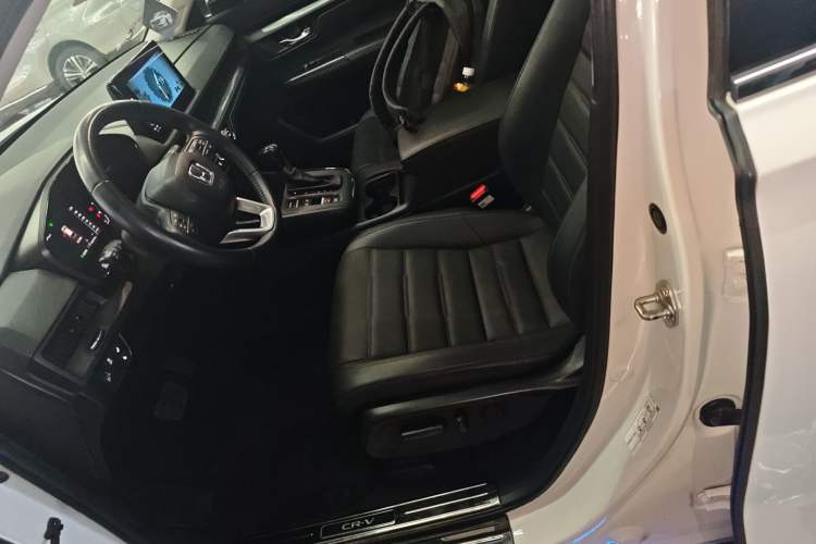 Used Honda CR-V 2023 240TURBO Two-Wheel-Drive Luxury Version 5 Seats
