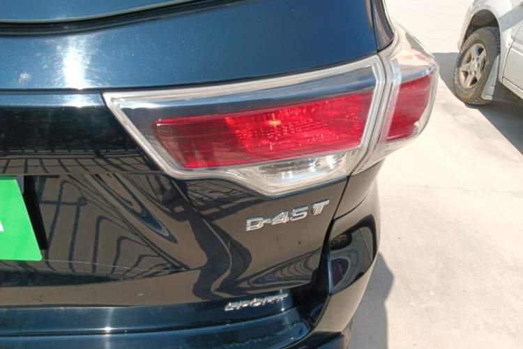 Used Toyota Highlander 2017 2.0T Two-Wheel Drive Luxury Edition 7 Seats
