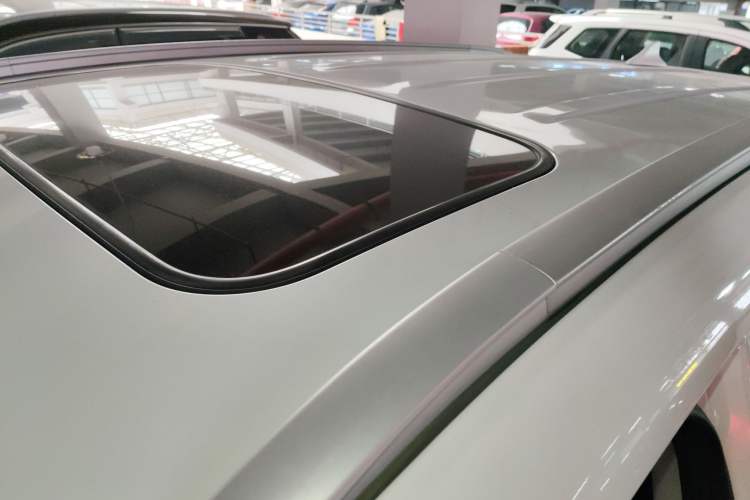 Used Changan CS75 2017 Shangkui Edition 1.8T Automatic All-Wheel-Drive Elite Model
