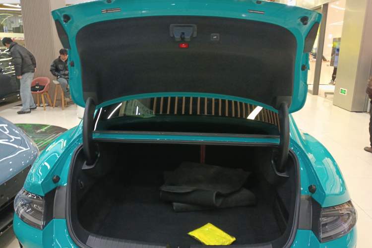 Used Xiaomi Auto SU7 2024 Rear-Drive Ultra-Long Range Advanced Pro-Level Intelligent Driving Version