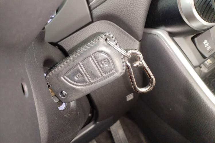 Used Toyota RAV4 2023 2.0L CVT Two-Wheel Drive Urban Edition
