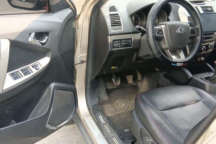 Used Geely Auto GX7 2014 1.8L Manual Value-Added Sunroof Edition
