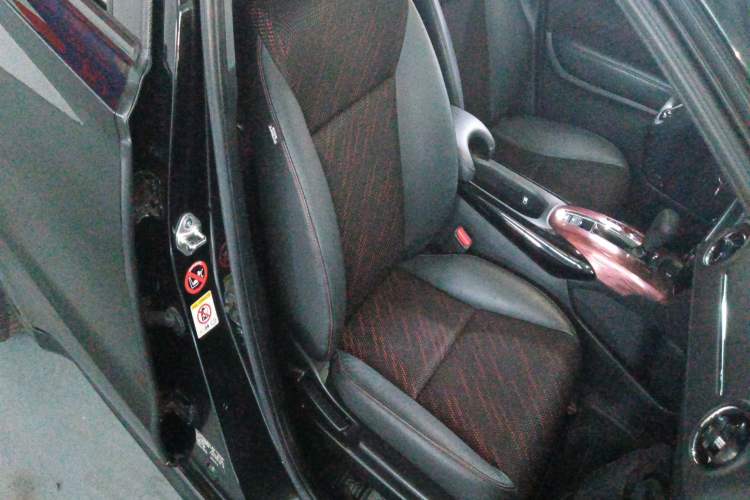 Used Honda XR-V 2015 1.8L EXi CVT Comfort Version
