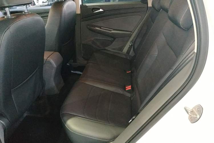 Used Jetta VS5 2019 280TSI Automatic Enjoyment Model
