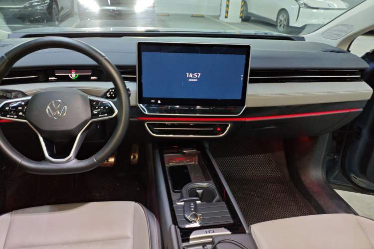 Used Volkswagen ID.7 VIZZION 2024 AIR model
