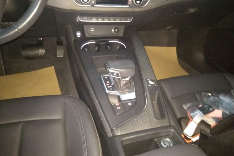 Used Audi A4L 2022 40 TFSI Luxury Prestige Edition
