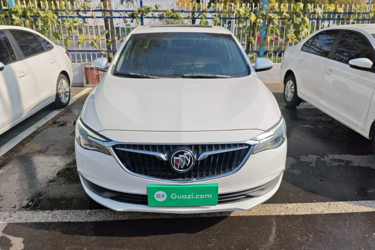 Used Buick GT 2018 18T Automatic Elite Model
