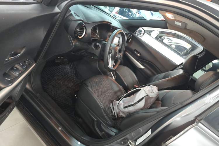 Used Nissan Kicks 2017 1.5L CVT Smart Drive Edition