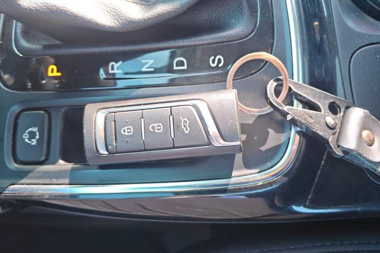 Used GAC Trumpchi GS4 2018 235T Automatic Two-Wheel Drive Luxury Smart Connectivity Millionth Anniversary Edition
