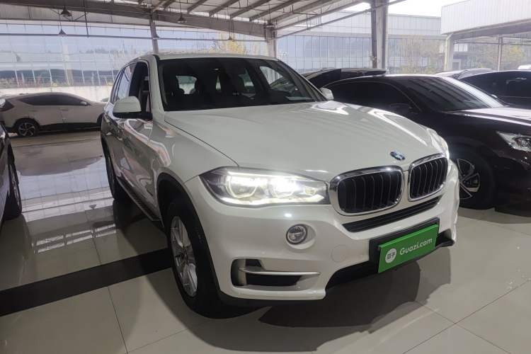 Used BMW X5 2015 xDrive35i Middle East version
