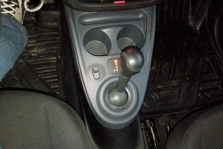 Used  fortwo 2015 1.0L 52 kW hardtop Dynamic version
