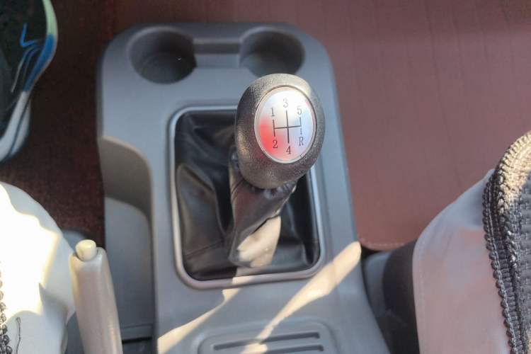 Used FORTHING Lingzhi 2014 M3 1.6L 7-Seater Comfort Model
