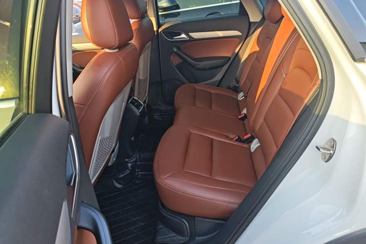 Used Audi Q3 2015 30 TFSI Ambition Edition
