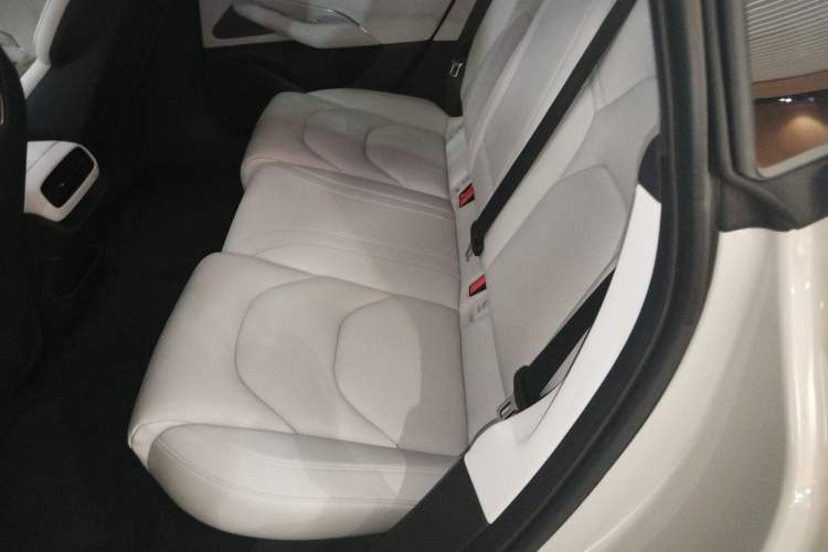 Used  SU7 2024 Four-Wheel Drive Ultra-Long Range Advanced Intelligent Driving Max Edition