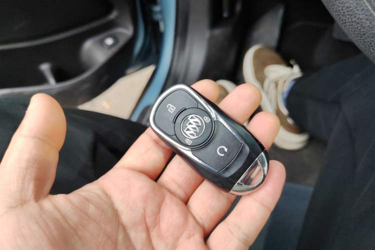 Used Buick Velite 6 2020 Plug-in Hybrid Connected Smart Edition
