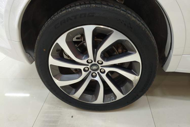 Used Land Rover Discovery Sport 2020 249 PS R-Dynamic Performance Edition
