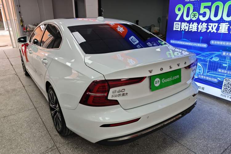 Used Volvo S60 2023 B4 Zhiyuan Luxury Edition
