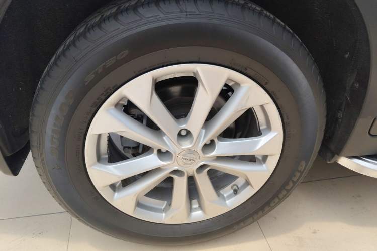 Used Nissan X-Trail 2014 2.5L CVT Luxury Edition 4WD