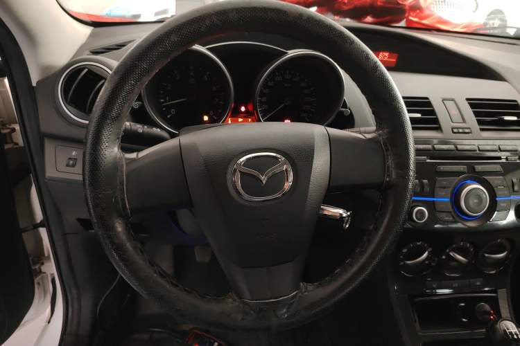 Used Mazda Mazda 3 2015 Sedan 1.6L Manual Comfort Model
