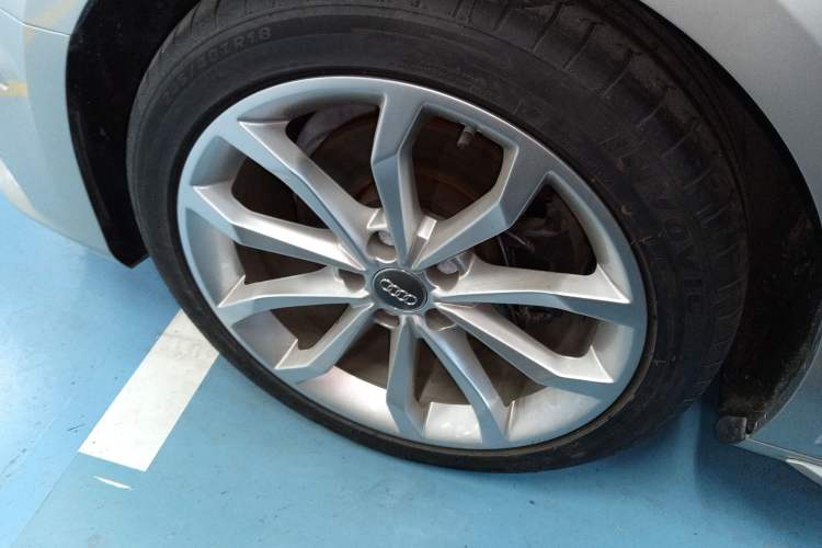 Used Audi A4L 2019 40 TFSI Fashion Version China V