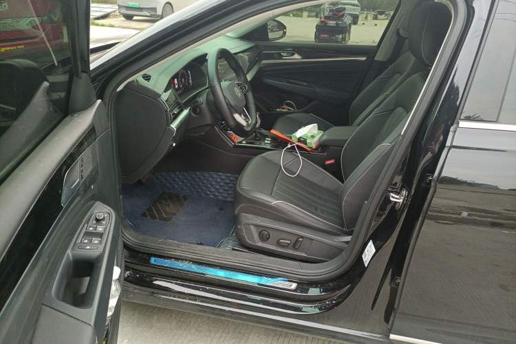 Used Volkswagen Passat 2023 330TSI Starry Elite Edition
