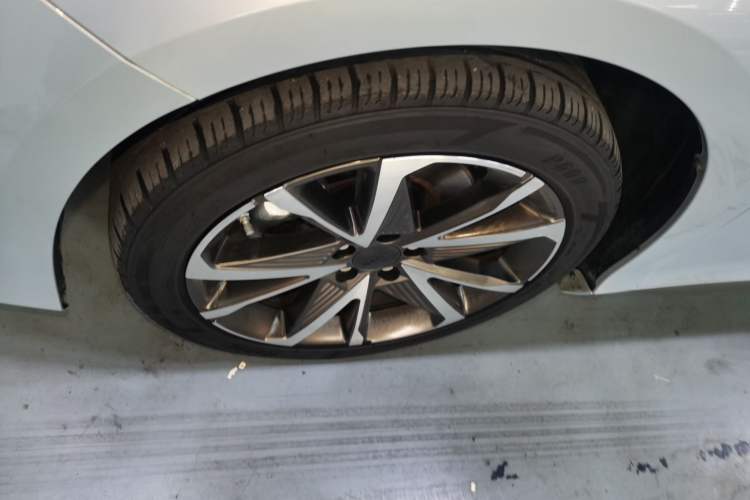 Used AION S Plus 2022 80 Tech Edition
