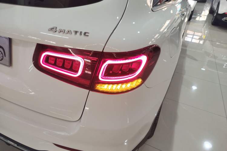 Used Mercedes-Benz GLC 2020 Facelift GLC 300 L 4MATIC Dynamic Edition