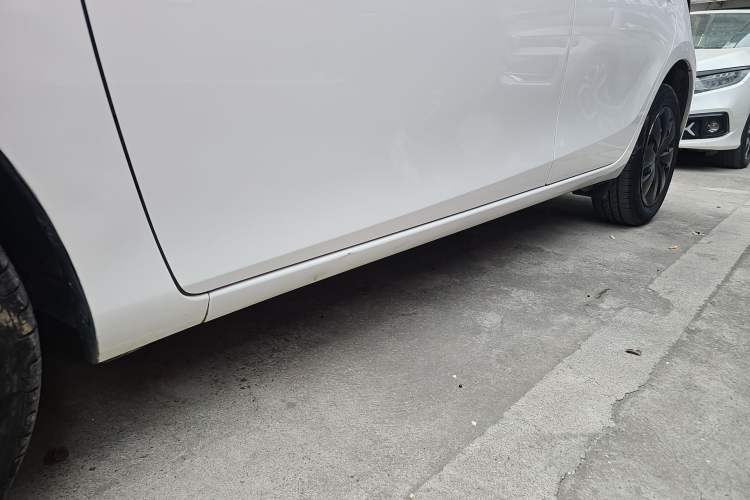 Used Toyota YARiS L 2016 Revised 1.5E CVT Charming Edition
