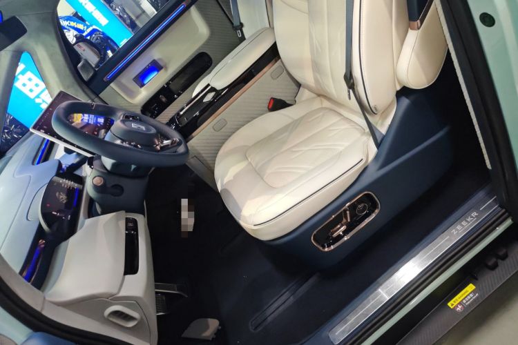 Used Zeekr MIX 2025 Long-Range Intelligent Driving Edition
