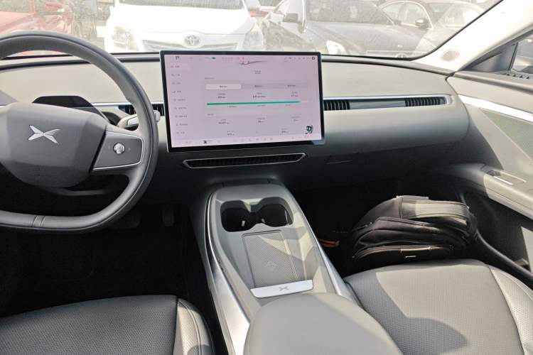 Used XPeng MONA M03 2024 620 with Ultra-Long Range
