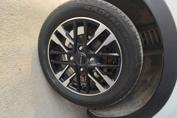 Used Chery Little Ant 2022 Revised Version Sweet Pink Edition Half-Sugar Version Lithium Iron Phosphate 30.7 kWh 30 kW 301 km