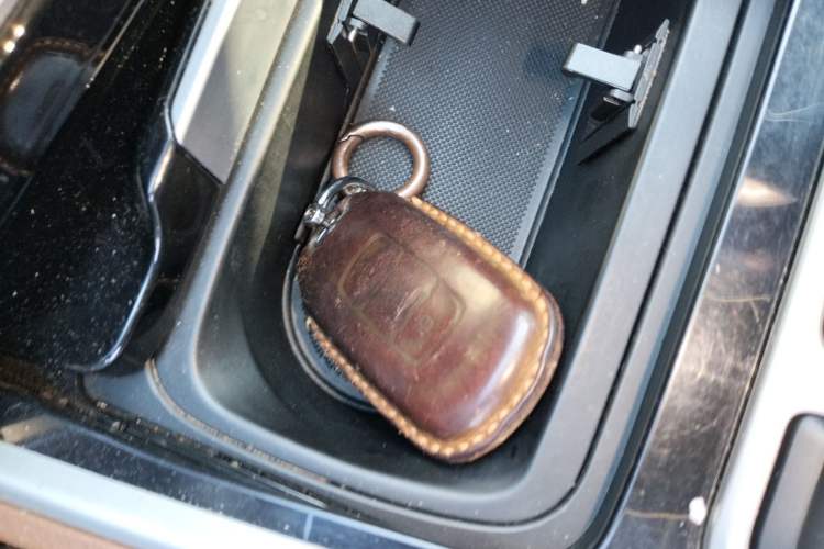 Used Geely Auto Emgrand GT 2017 2.4L Luxury Model
