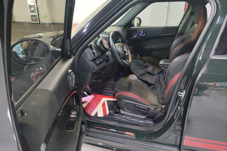 Used  JCM COUNTRYMAN 2018 2.0T JOHN COOPER WORKS ALL-IN
