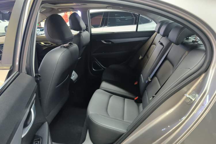 Used Geely Auto Emgrand 2021 UP 1.5L CVT Luxury Model
