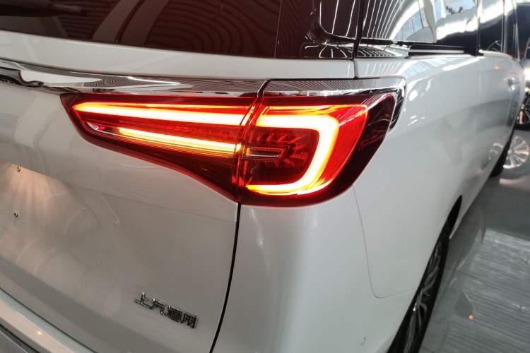 Used Buick GL8 2023 ES Lu Zun Deluxe Model
