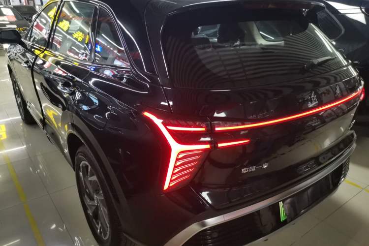 Used Hongqi HS3 PHEV 2024 PHEV 115km Jingwei Edition
