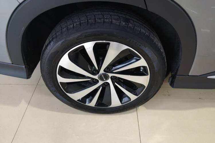 Used BYD Song PLUS New Energy 2024 HONOR Edition DM-i 71km Luxury Model
