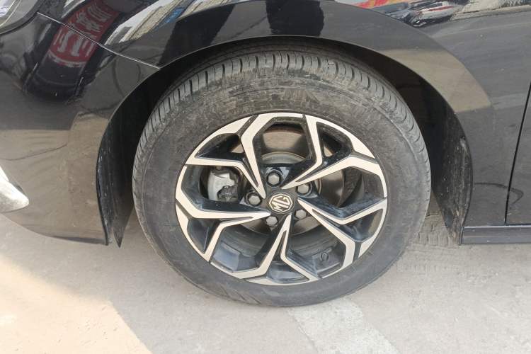 Used MG 5 2022 180 DVVT CVT Youth Luxury Edition