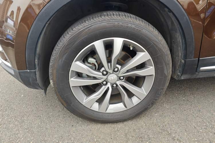 Used Geely Auto Emgrand X7 Sport 2016 1.8TD Automatic ZhiZun Version
