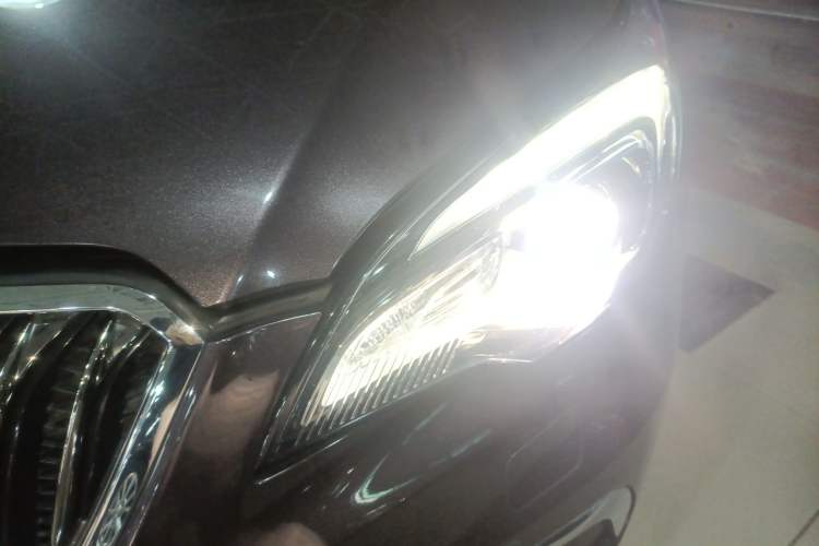 Used Buick Envision 2014 28T Four-Wheel Drive Luxury Model
