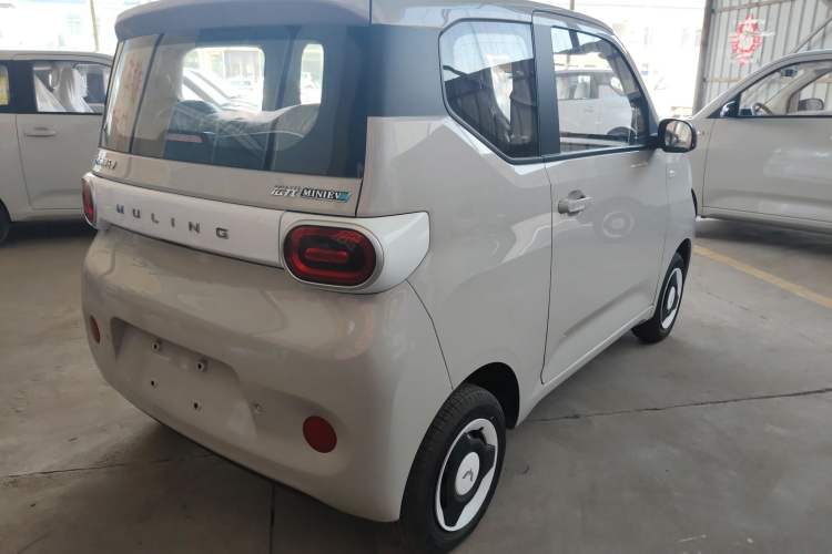 Used Wuling Hongguang MINIEV 2024 3rd Generation 215km Youth Edition