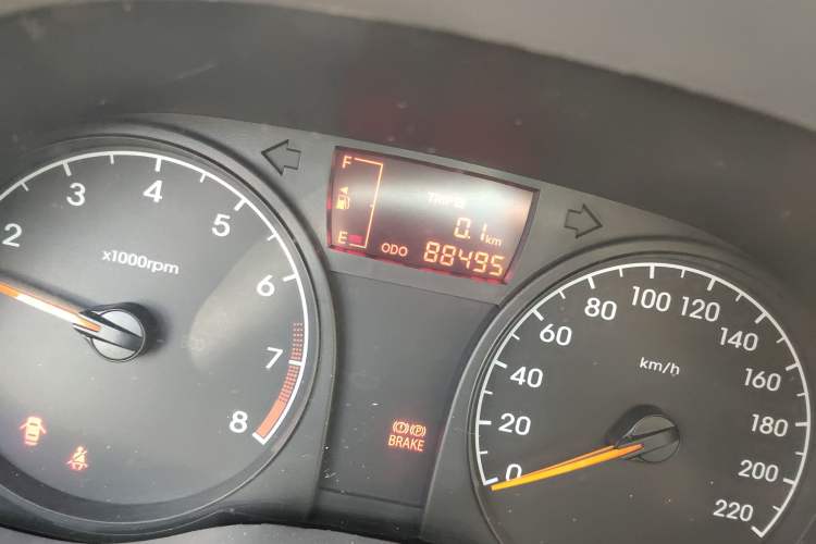 Used Hyundai Verna (older generation) 2014 1.4L Manual Smart GLS Trim
