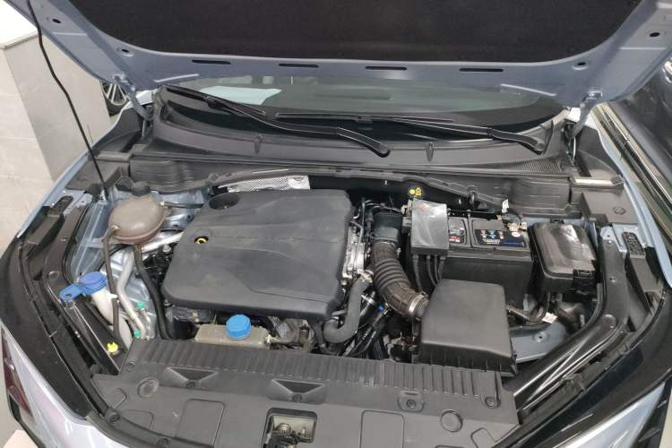 Used Changan UNI-T 2023 2nd Generation 1.5T Flagship Version
