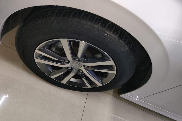 Used Honda Civic 2023 240TURBO CVT Dynamic · Center Stage Special Edition
