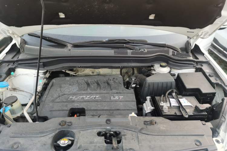 Used Haval H6 2016 Upgraded Model 1.5T Automatic Two-Wheel Drive Elite Version
