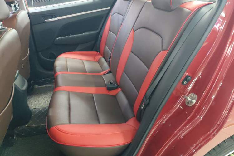 Used Hyundai Elantra 2016 1.6L Automatic ZhiXuan – Elite Version