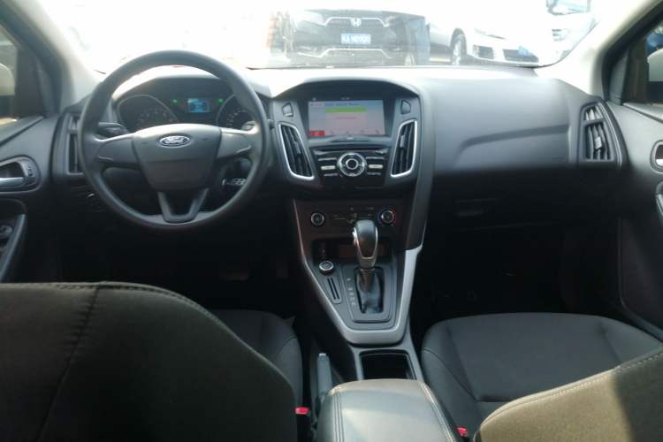 Used Ford Focus 2018 Hatchback Classic 1.6L Automatic Comfort Plus SmartDrive Edition