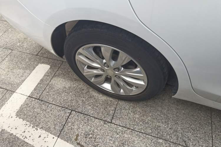 Used Buick GT 2019 15T Dual-Clutch Connected Elite Model China VI
